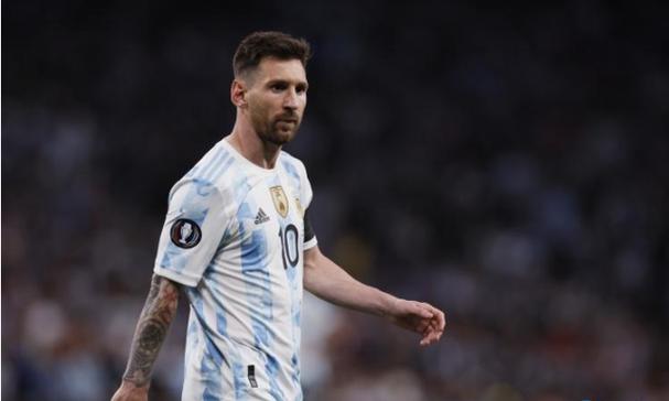 美国男子将女儿留在高温车内致死 认罪后在家中自杀身亡